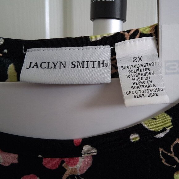 Jaclyn Smith Floral Blouse - Picture 3 of 9